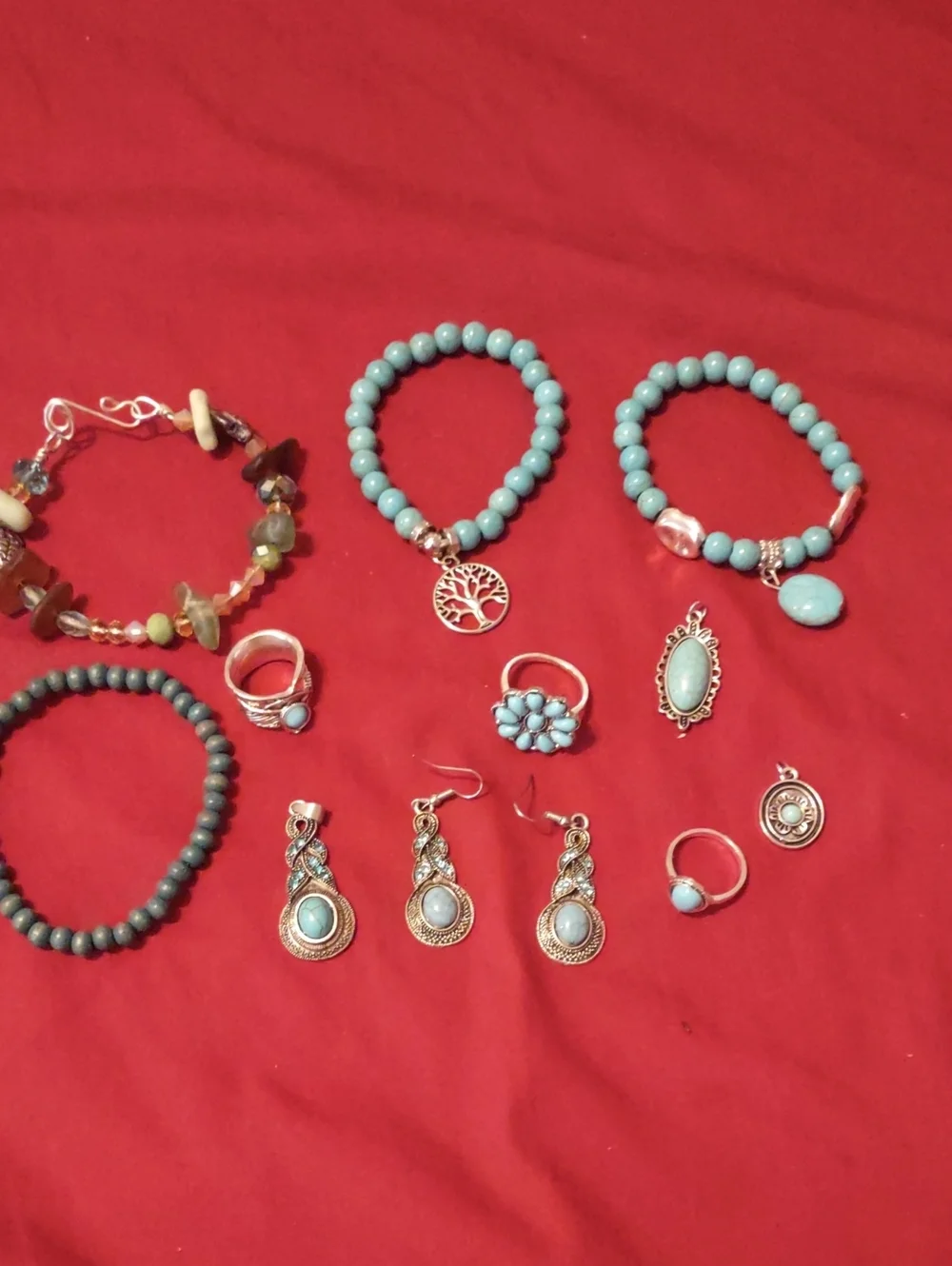 Turquoise Bead Bracelet and Ring Jewelry Set - Blue Accents